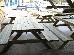 Ahşap Piknik Masaları